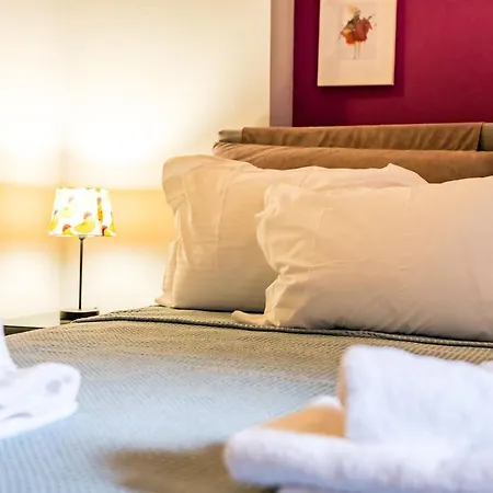 Modern Flat דירה