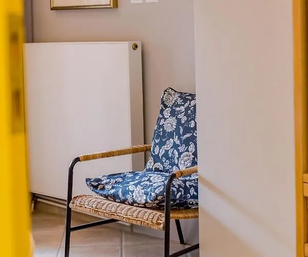 Modern Flat דירה