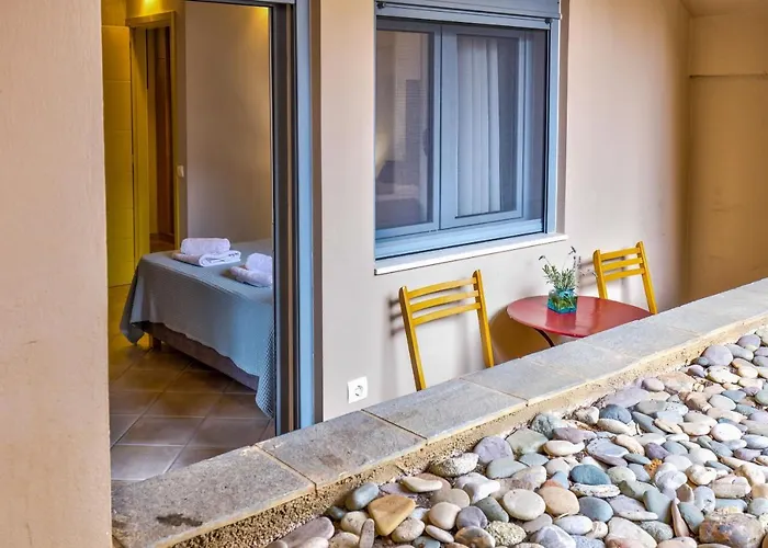 Modern Flat Монемвазия