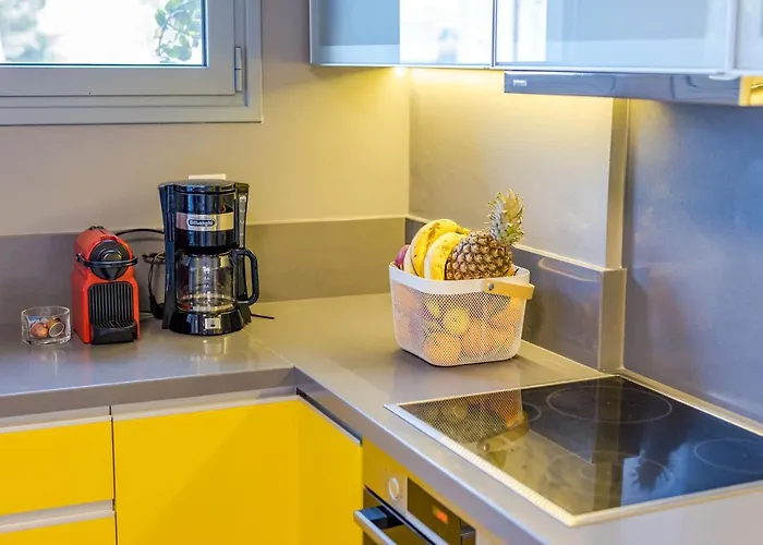 Апартаменты Modern Flat