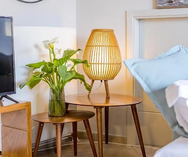 דירה Modern Flat *